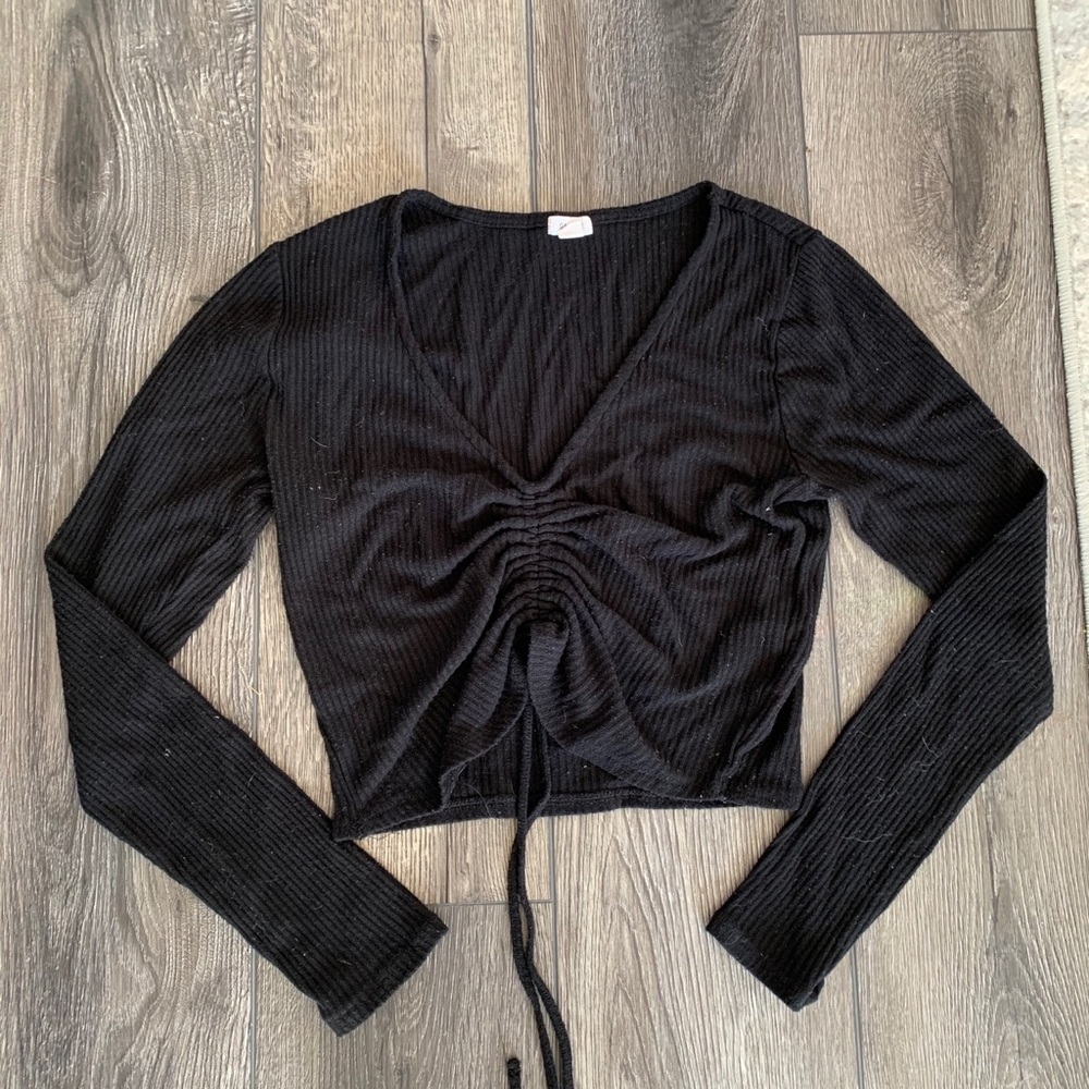 Garage cinch crop top